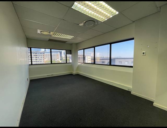 1,502M² OFFICE TO LET IN SANDTON CENTRAL